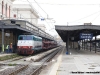 Arrivo del treno EN 1145 Vienna-Livorno nella stazione toscana, trainato dalla E 444 016. (Livorno, 31/03/2012; Marco Carrara / tuttoTreno)