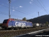 La E 474 013SR di SBB Cargo Italia con un convoglio da Gallarate alla Svizzera via Luino. (Laveno, 09/11/2006; foto Walter Bonmartini / tuttoTreno)