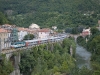 Il treno Espresso 13021 Mosca-Nizza: la E 656 433 con il convoglio russo/polacco a Isola del Cantone, sulla linea dei Giovi, ancora qualche chilometro e i viaggiatori arriveranno al Mediterraneo. (25/09/2010; Â© Jacopo Raspanti / tuttoTreno)