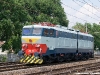 Pantografo in presa e la E 656 607 di Trenitalia Passeggeri parte da Verona Porta Vescovo per Genova Brignole, dopo l'ultima G.R. (09/06/2010; foto Francesco Puppini / tuttoTreno)