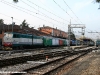 La E 656 063 con il Treno dell'Eroe, rievocazione del Treno del Milite Ignoto del 1921, durante l'incrocio a Porretta Terme. (31/10/2011; foto Ellis Barazzuol / tuttoTreno)