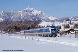 La locomotiva 223 067 di Arriva con un treno regionale nella Vogtlandbahn. (Harry Wend / Arriva / tuttoTreno)