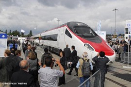 L'ETR 610 14 Cisalpino in uso alle SBB con la nuova livrea adottata dall'impresa ferroviaria svizzera. (Berlino, 21/09/2010; Marco Bruzzo / TuttoTreno)