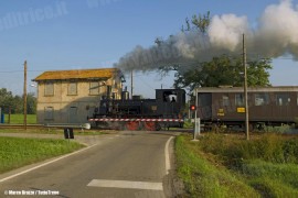 La T3 n°7 alla testa treno 644 Reggio Emilia - Ciano d'Enza in occasione dei 100 anni della linea. (Codemondo, 09/10/2010; © Marco Bruzzo / tuttoTreno)